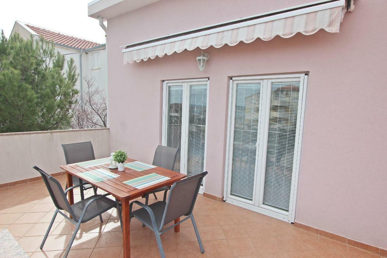 Apartments Josip Муртер Экстерьер фото