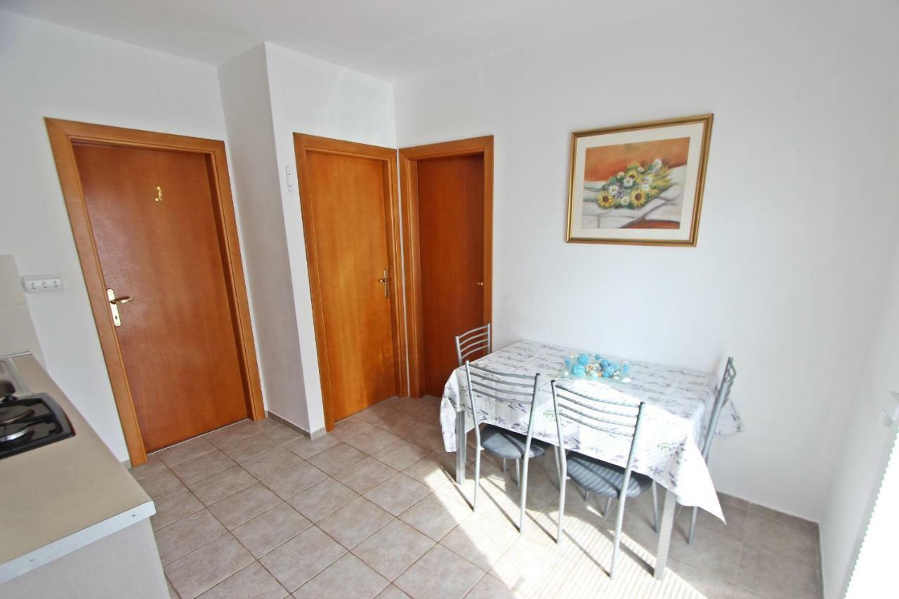 Apartments Josip Муртер Экстерьер фото