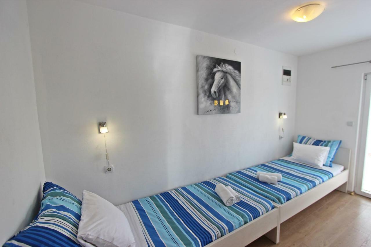 Apartments Josip Муртер Экстерьер фото